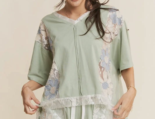 Daisy Top *PLUS